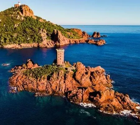 Grand Avec Terrasse Pres De La * Saint-Raphaël